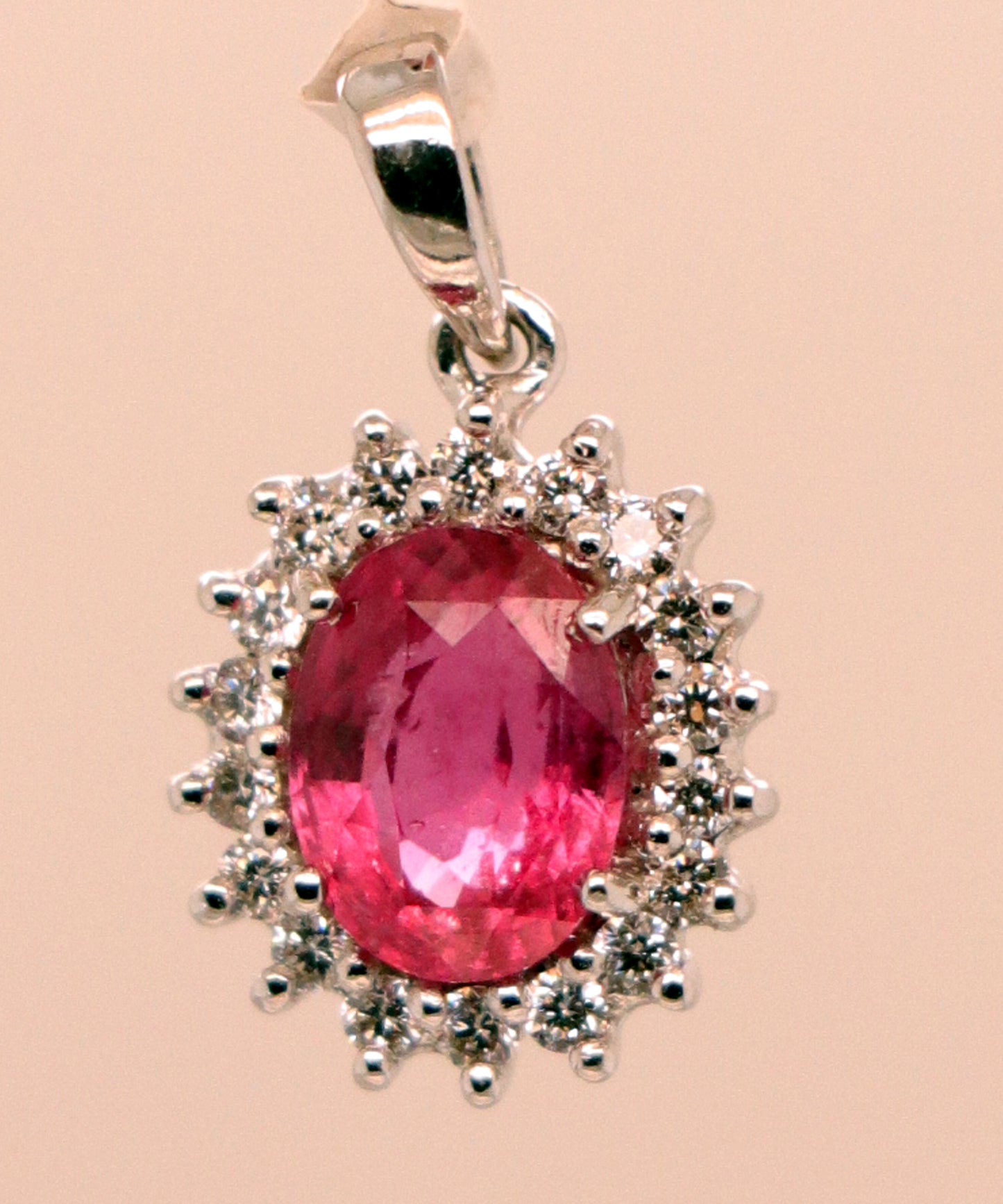 18k White Gold Red Ruby Pendant