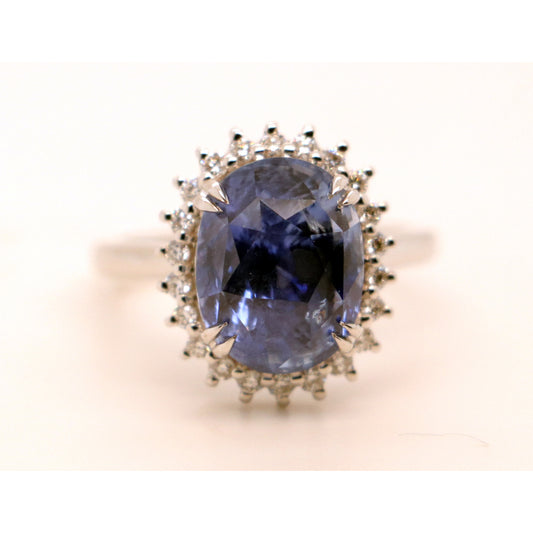 18k White Gold Blue Sapphire Ring
