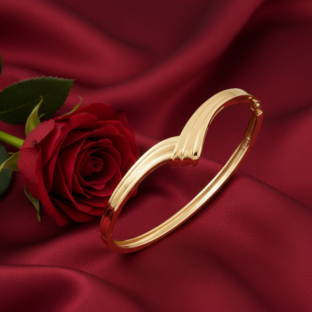 10K Yellow Hinged Bangle
