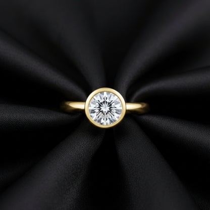 14K Yellow Gold Diamond Engagement Ring (0.07 CTW)