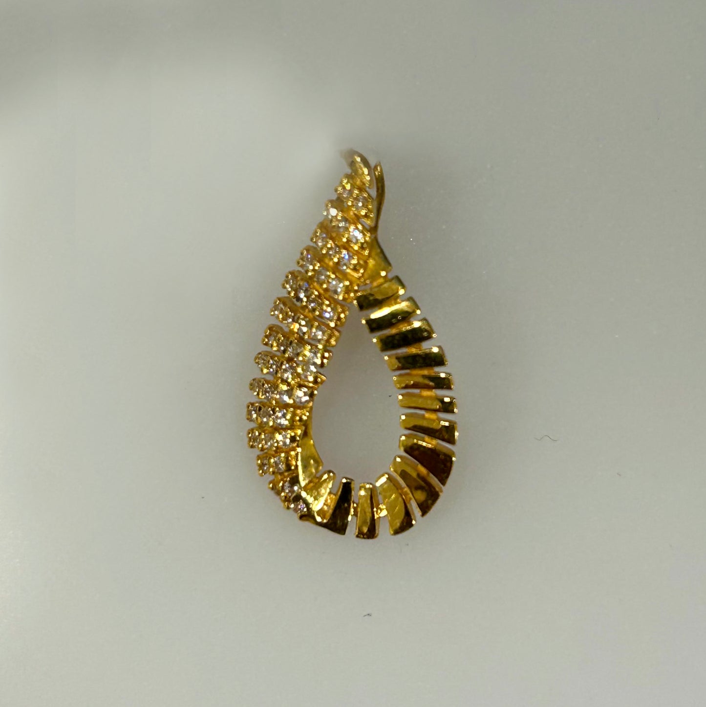 22k Yellow Gold Pendant