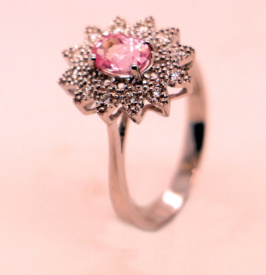 18k Elegant White Gold Pink Sapphire Ring