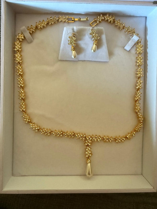 CJ12 gold pearl necklace with earring